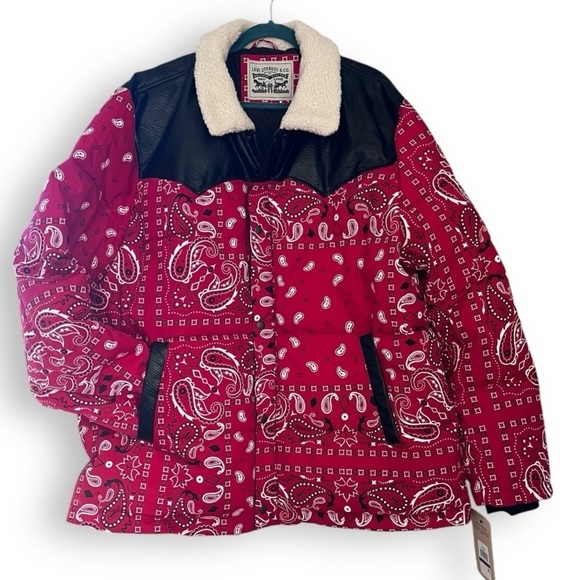 Levi's Men's Out West Mixed Media Red Bandanna Print Puffer Jacket XXL NWT - Picture 2 of 11